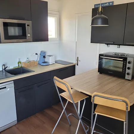 Front De Mer, Vue A 180° Sur La Mediterranee, Acces Direct Апартаменти *