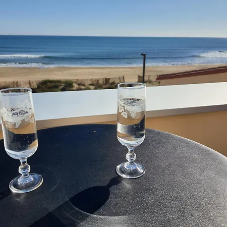 Апартаменти Front De Mer, Vue A 180° Sur La Mediterranee, Acces Direct