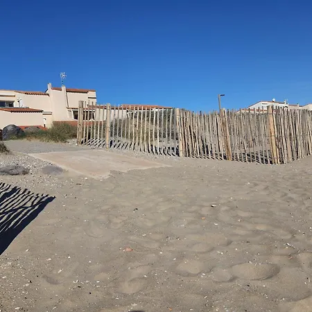 Front De Mer, Vue A 180° Sur La Mediterranee, Acces Direct