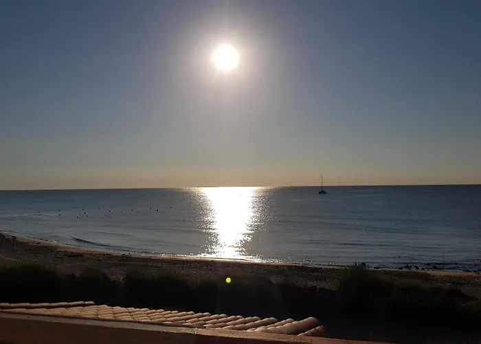 Front De Mer, Vue à 180° Sur La Méditerranée, Accès Direct Agde