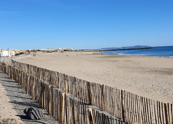 Front De Mer, Vue à 180° Sur La Méditerranée, Accès Direct *