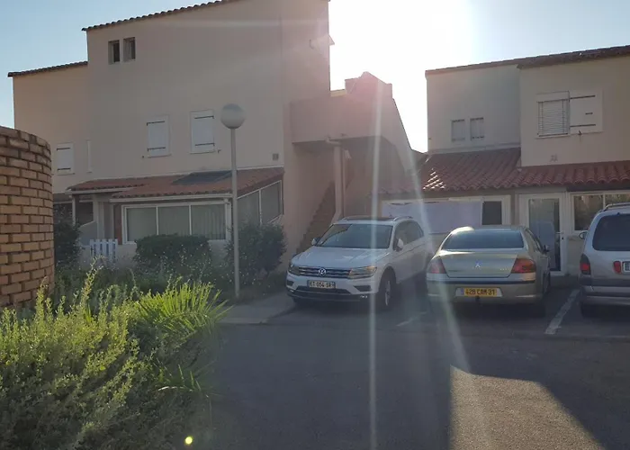 Front De Mer, Vue à 180° Sur La Méditerranée, Accès Direct * Agde