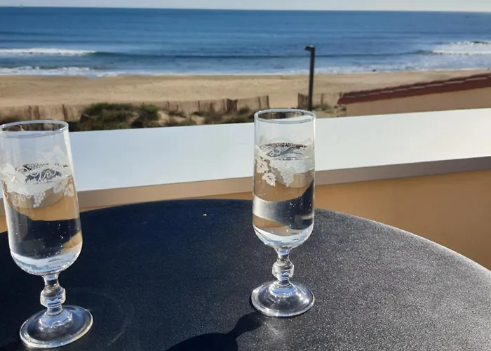 Appartamento Front De Mer, Vue à 180° Sur La Méditerranée, Accès Direct