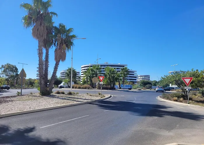 Front De Mer, Vue à 180° Sur La Méditerranée, Accès Direct * Agde